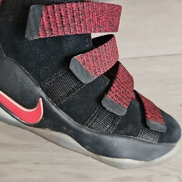 Nike Lebron Soldier 11 Sneakers, Toddler 11C - Picture 5 of 12